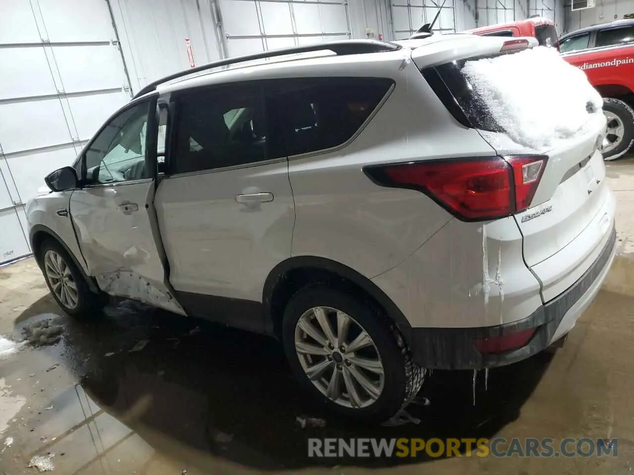 2 Photograph of a damaged car 1FMCU9HD8KUC42717 FORD ESCAPE 2019