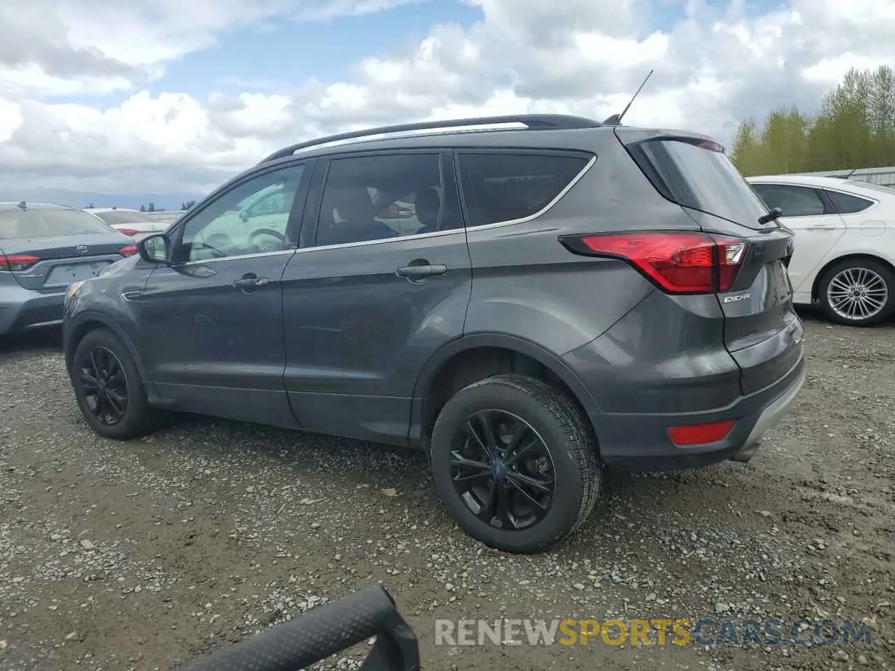 2 Photograph of a damaged car 1FMCU9HD9KUA06559 FORD ESCAPE 2019