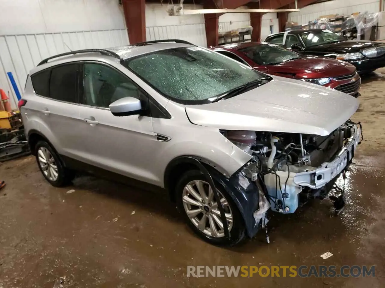 4 Photograph of a damaged car 1FMCU9HD9KUA46401 FORD ESCAPE 2019