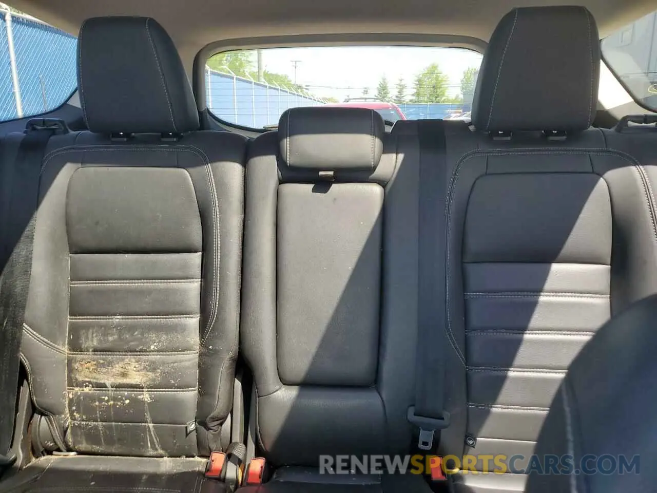 10 Photograph of a damaged car 1FMCU9HD9KUA56880 FORD ESCAPE 2019