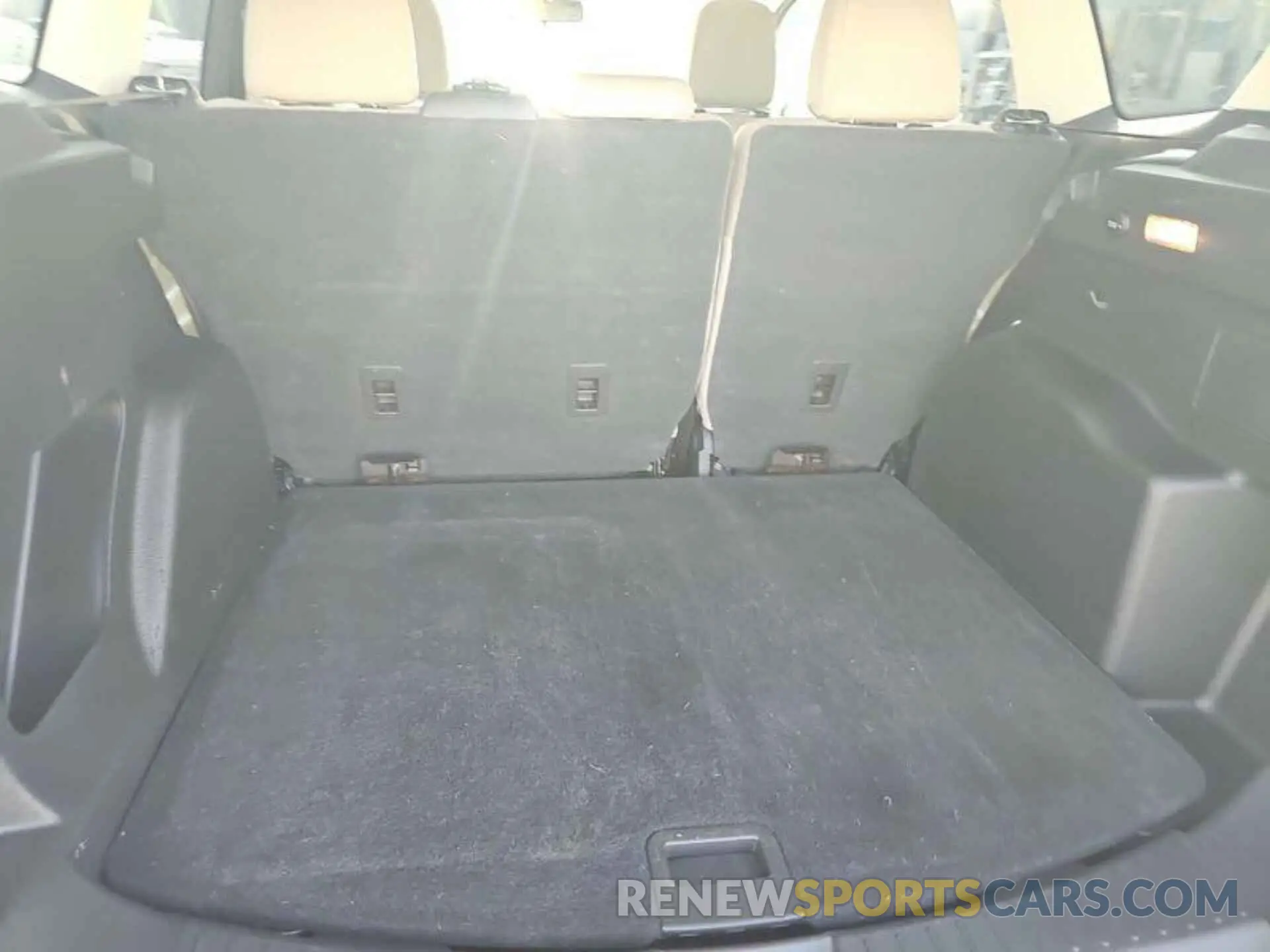 1 Photograph of a damaged car 1FMCU9HD9KUA65577 FORD ESCAPE 2019