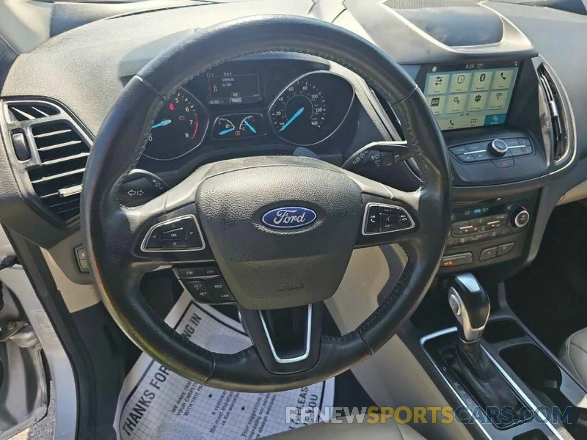 21 Photograph of a damaged car 1FMCU9HD9KUA65577 FORD ESCAPE 2019