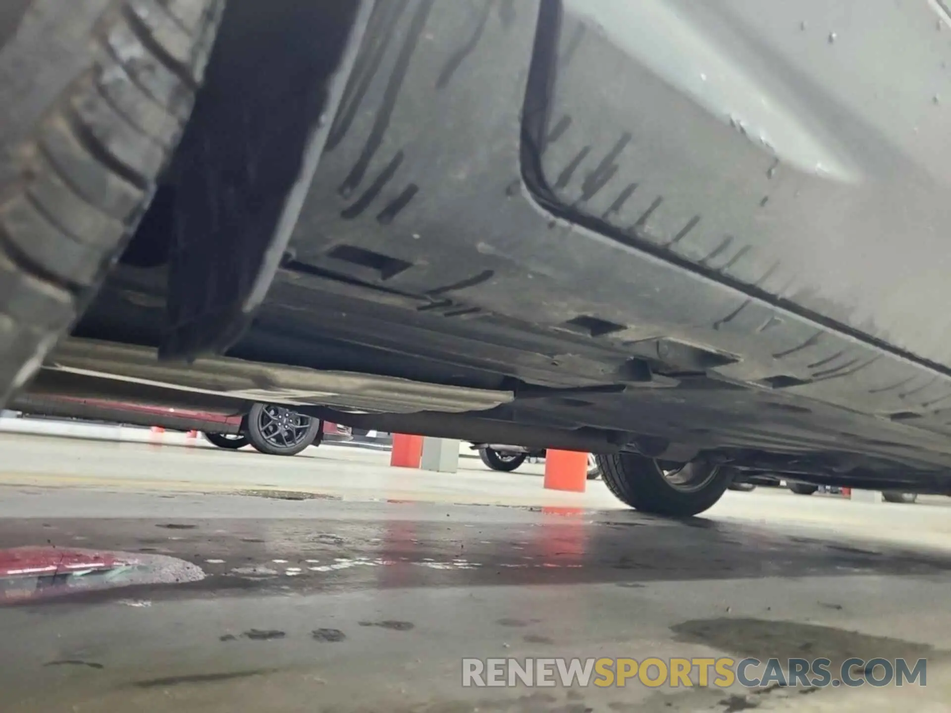 21 Photograph of a damaged car 1FMCU9HD9KUA65692 FORD ESCAPE 2019