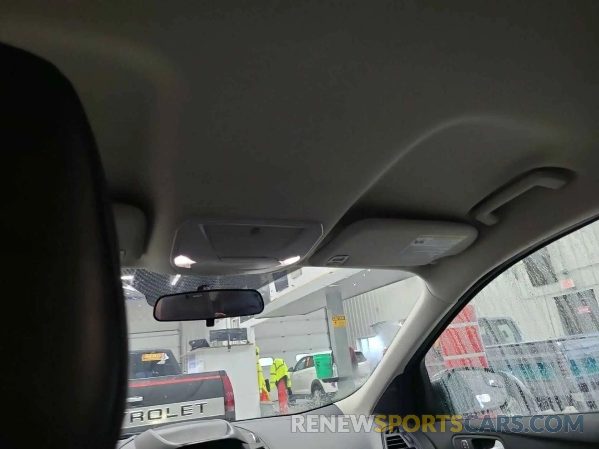 28 Photograph of a damaged car 1FMCU9HD9KUA65692 FORD ESCAPE 2019