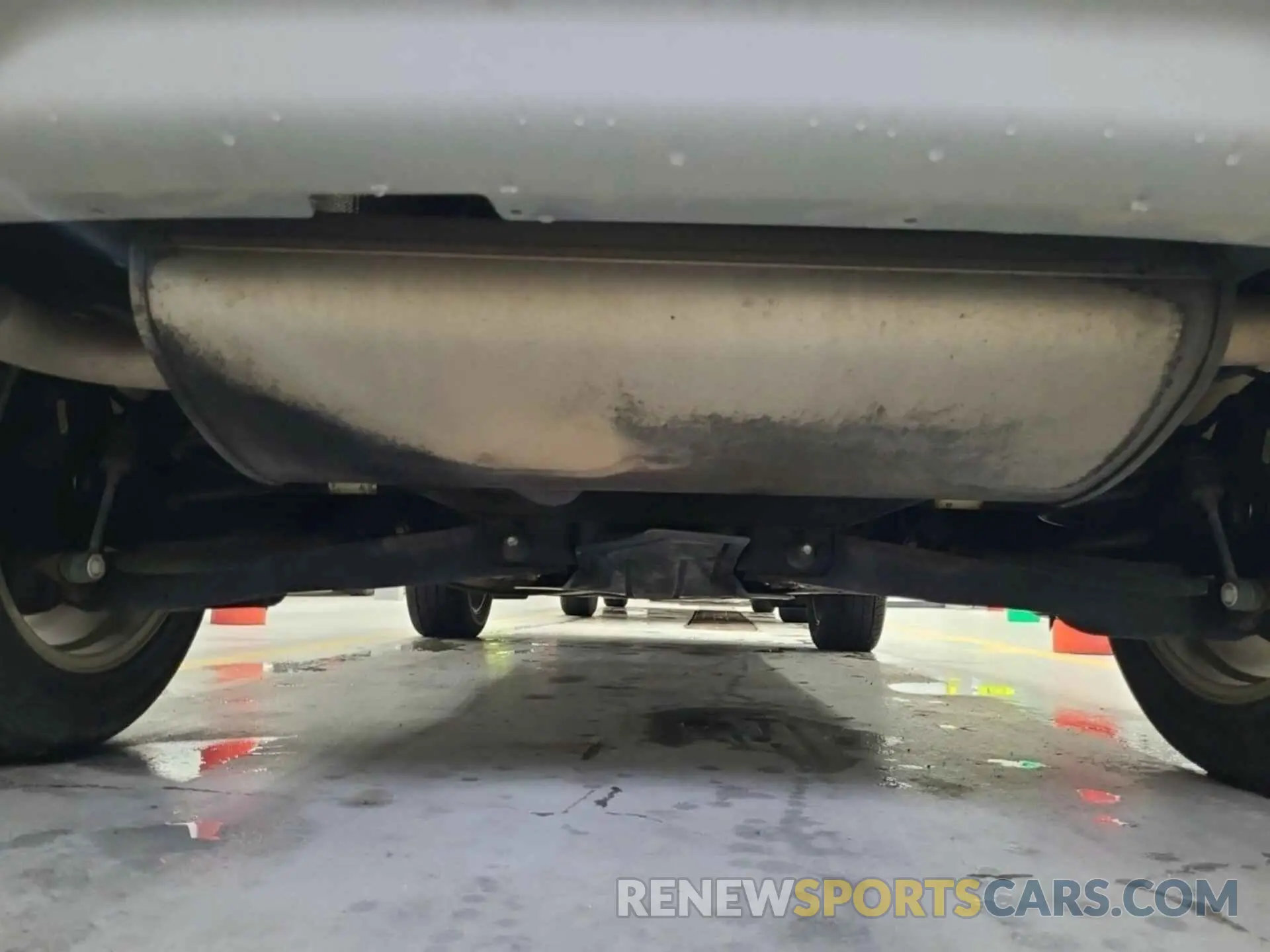 8 Photograph of a damaged car 1FMCU9HD9KUA65692 FORD ESCAPE 2019