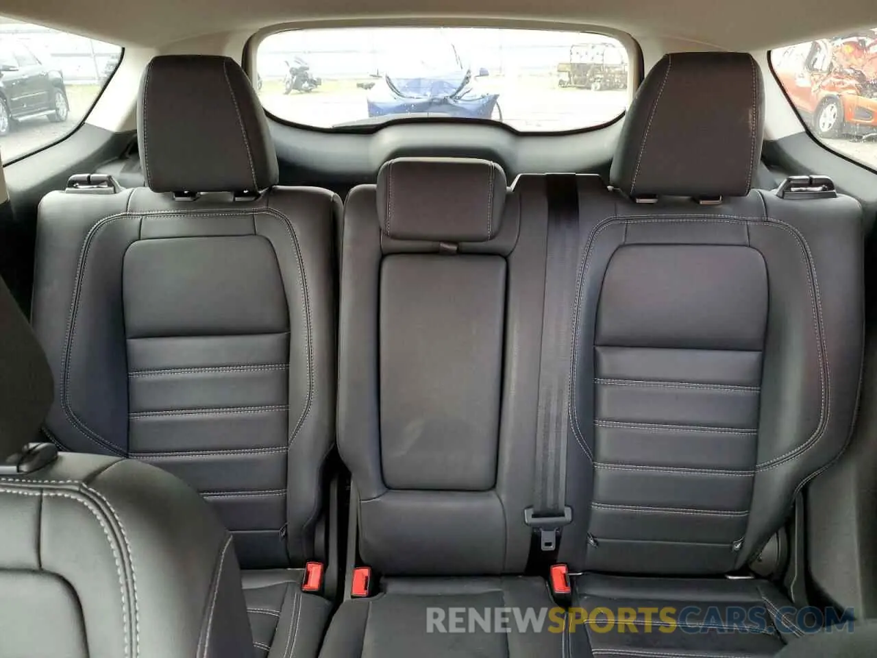 10 Photograph of a damaged car 1FMCU9HD9KUA93511 FORD ESCAPE 2019