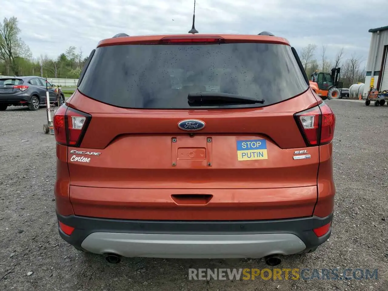 6 Photograph of a damaged car 1FMCU9HD9KUA93511 FORD ESCAPE 2019