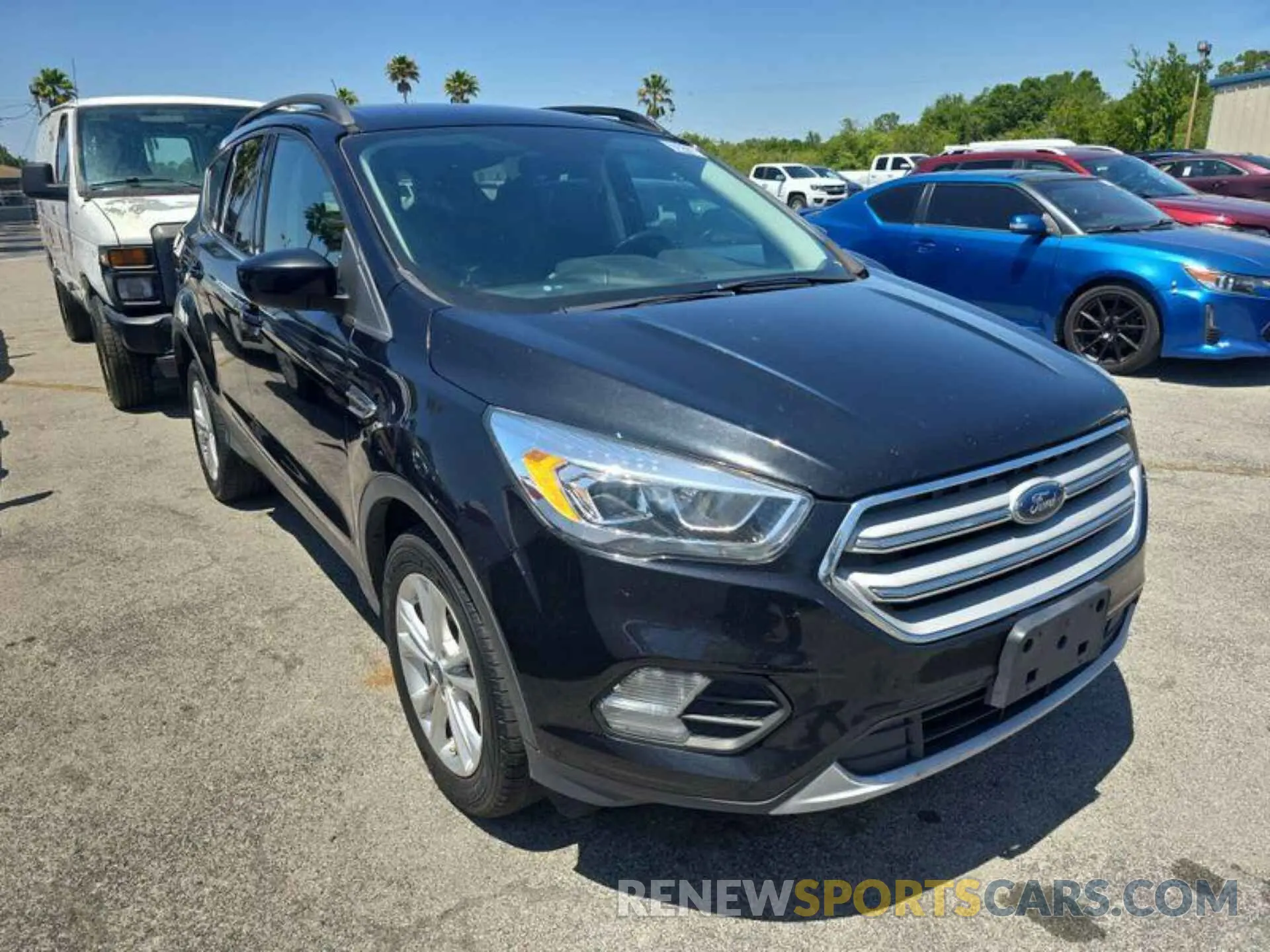 21 Photograph of a damaged car 1FMCU9HD9KUB15782 FORD ESCAPE 2019