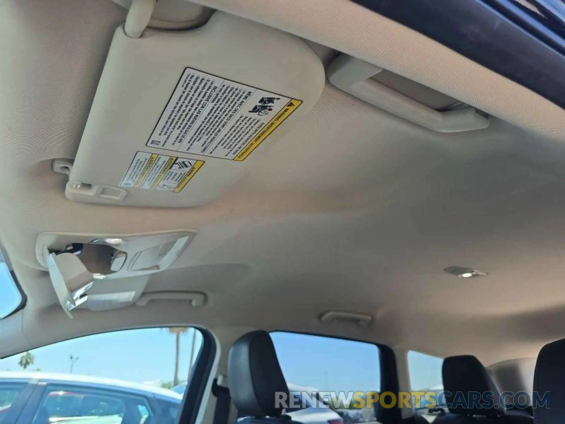 3 Photograph of a damaged car 1FMCU9HD9KUB15782 FORD ESCAPE 2019