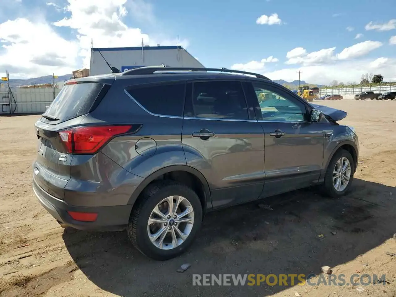 3 Photograph of a damaged car 1FMCU9HD9KUB62231 FORD ESCAPE 2019