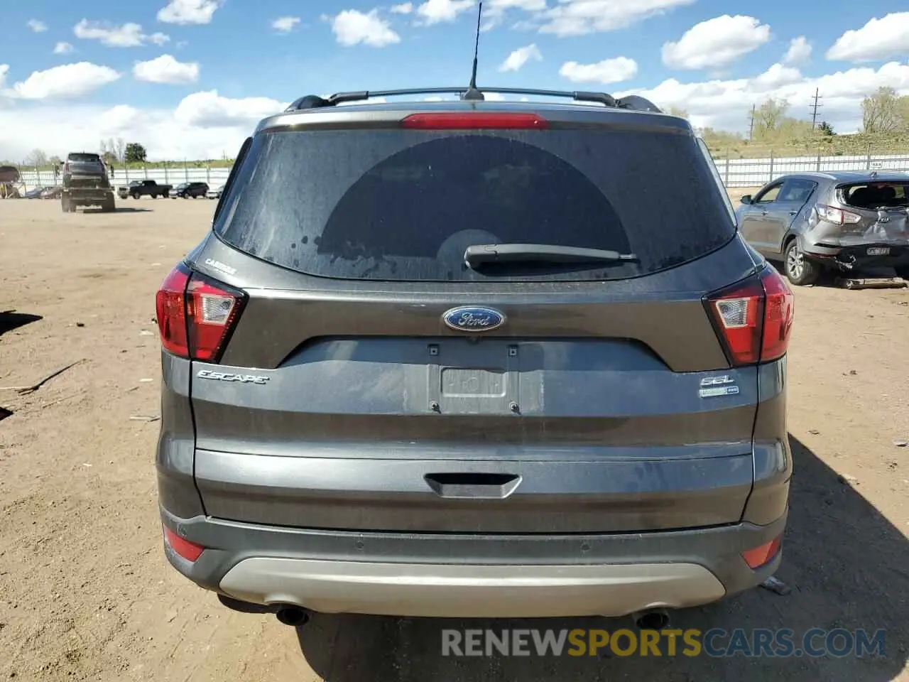 6 Photograph of a damaged car 1FMCU9HD9KUB62231 FORD ESCAPE 2019