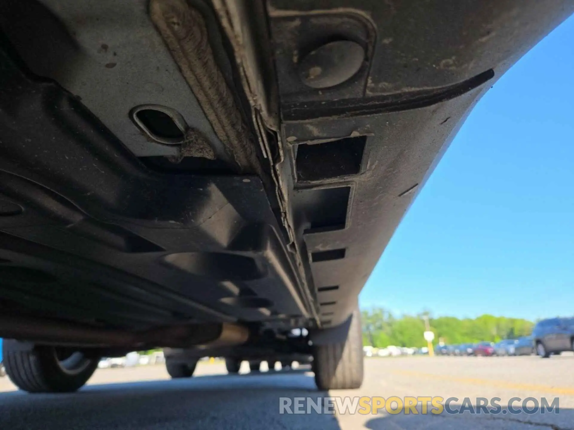 26 Photograph of a damaged car 1FMCU9HD9KUB65677 FORD ESCAPE 2019