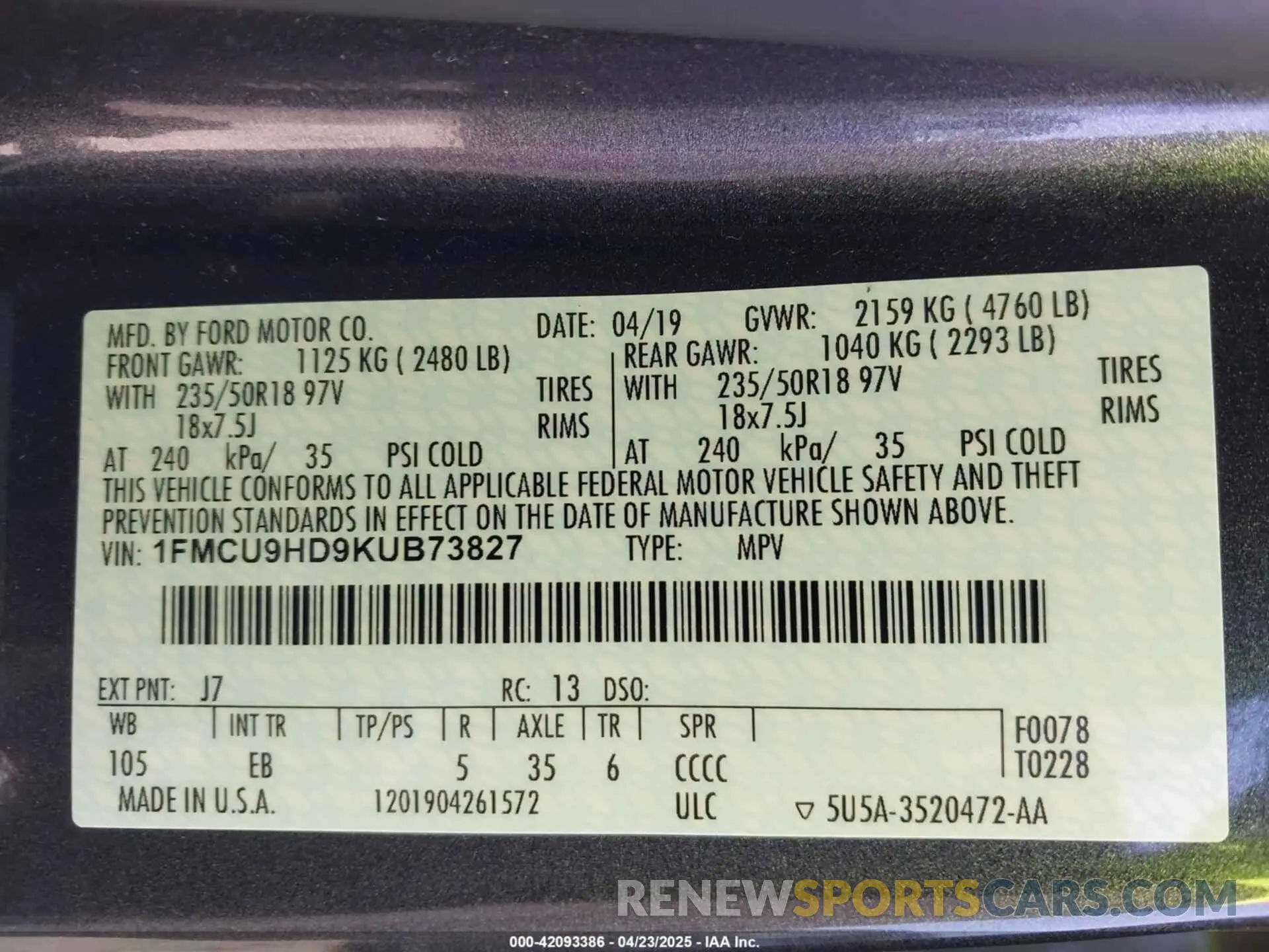 9 Photograph of a damaged car 1FMCU9HD9KUB73827 FORD ESCAPE 2019