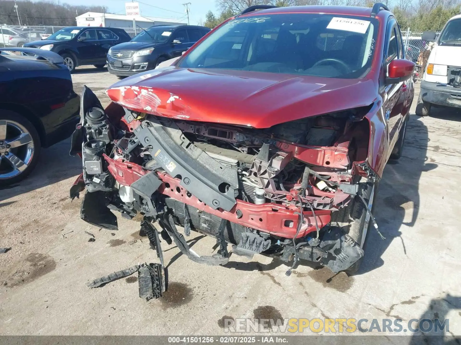 6 Photograph of a damaged car 1FMCU9HD9KUC01755 FORD ESCAPE 2019