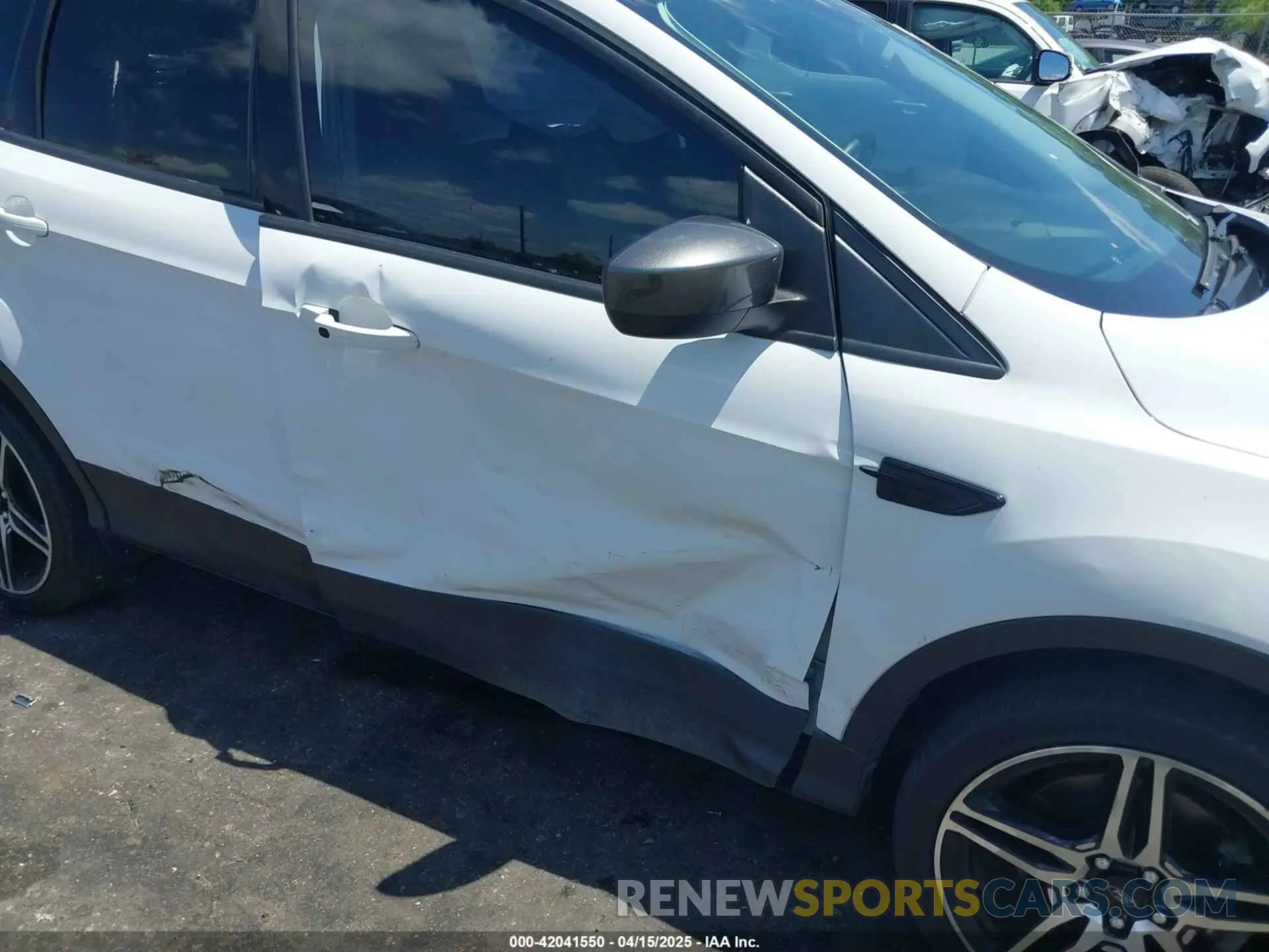 6 Photograph of a damaged car 1FMCU9HD9KUC56674 FORD ESCAPE 2019