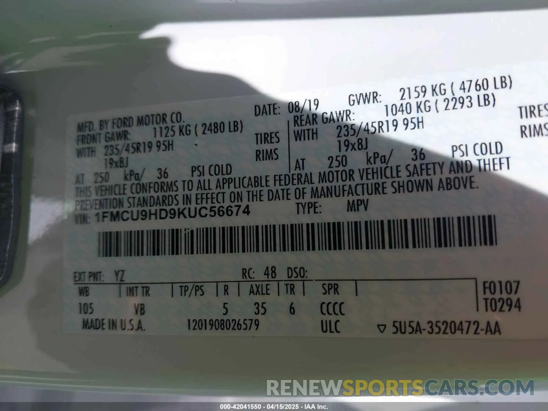 9 Photograph of a damaged car 1FMCU9HD9KUC56674 FORD ESCAPE 2019