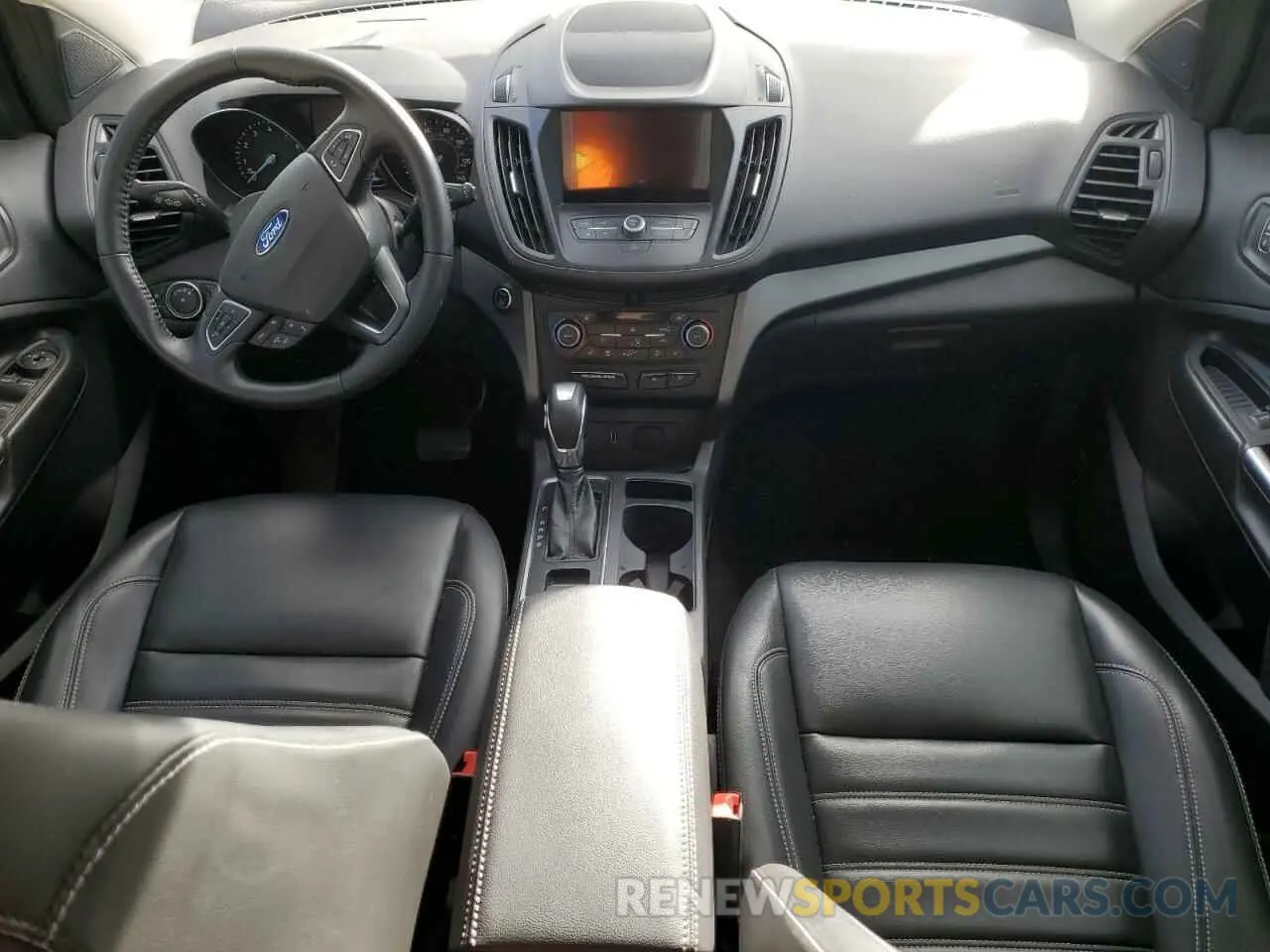 8 Photograph of a damaged car 1FMCU9HDXKUA05646 FORD ESCAPE 2019