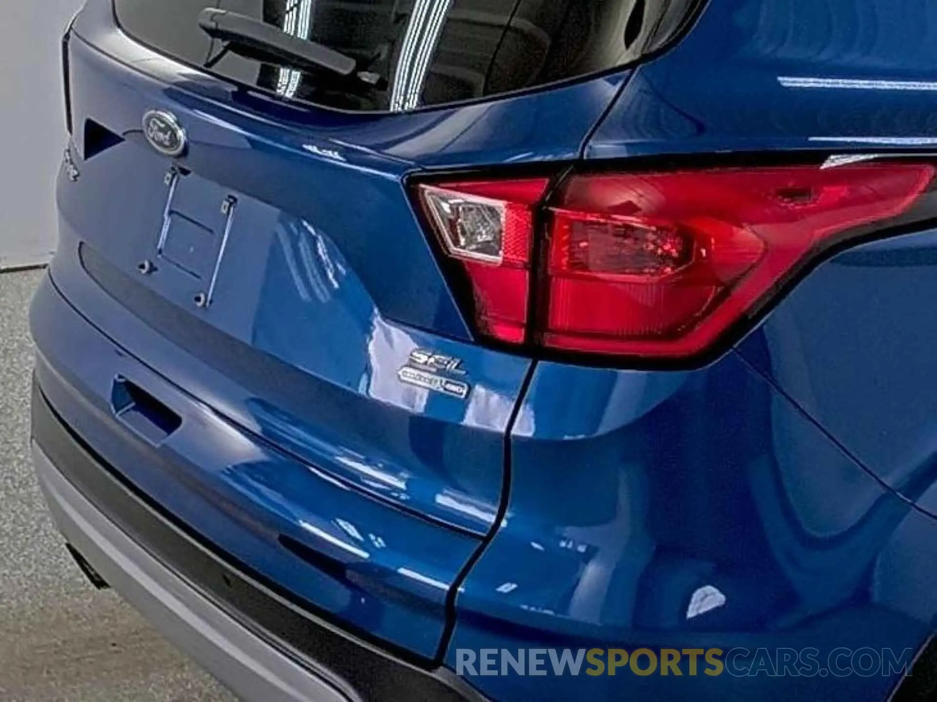 3 Photograph of a damaged car 1FMCU9HDXKUA65619 FORD ESCAPE 2019