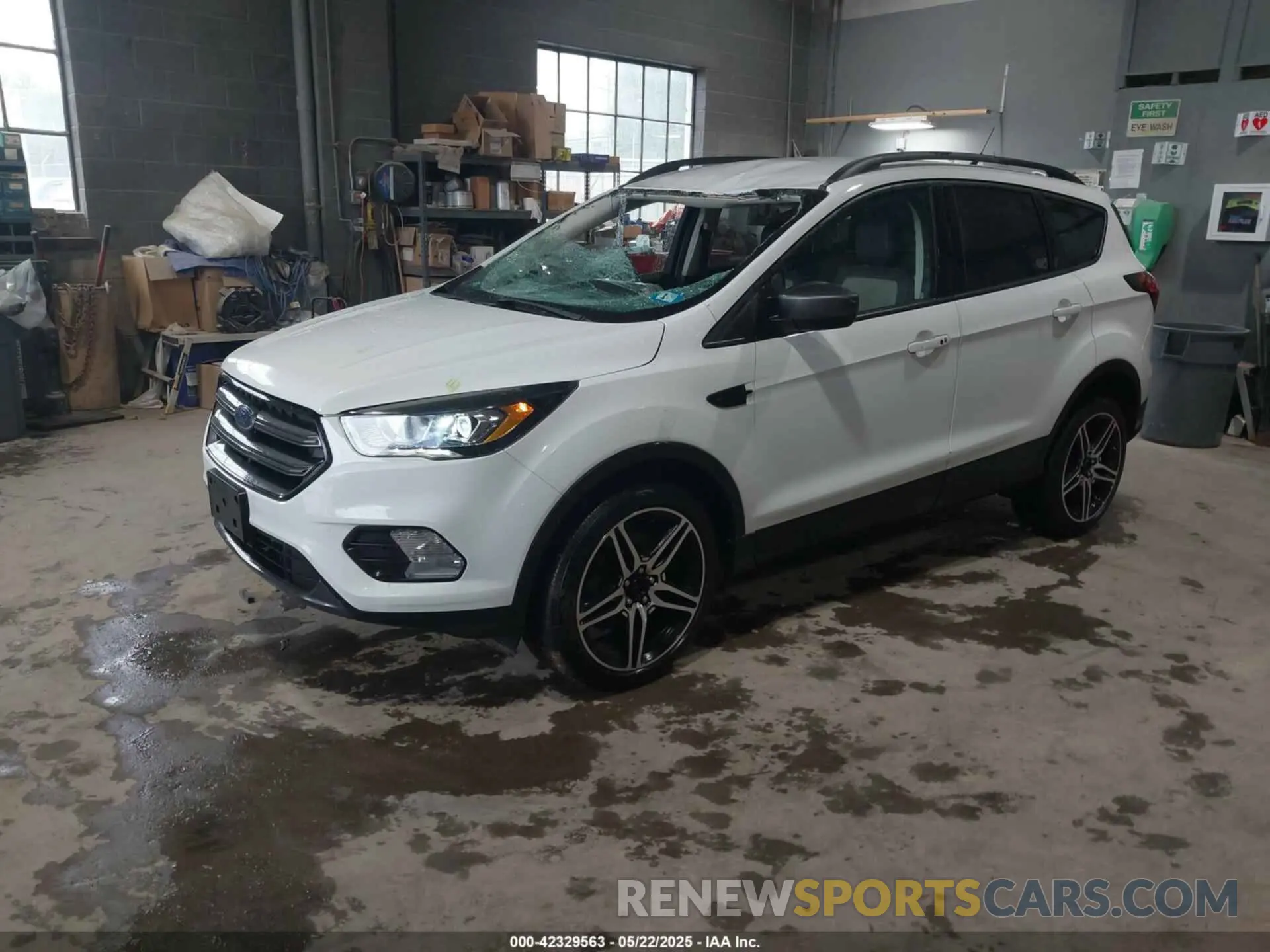 2 Photograph of a damaged car 1FMCU9HDXKUA66057 FORD ESCAPE 2019