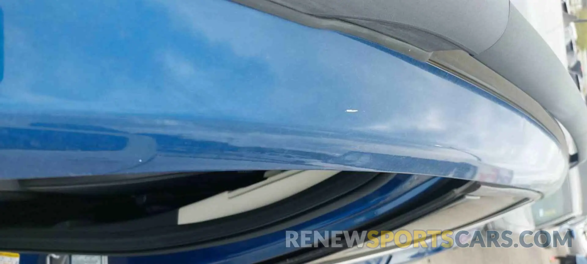 31 Photograph of a damaged car 1FMCU9HDXKUB11854 FORD ESCAPE 2019