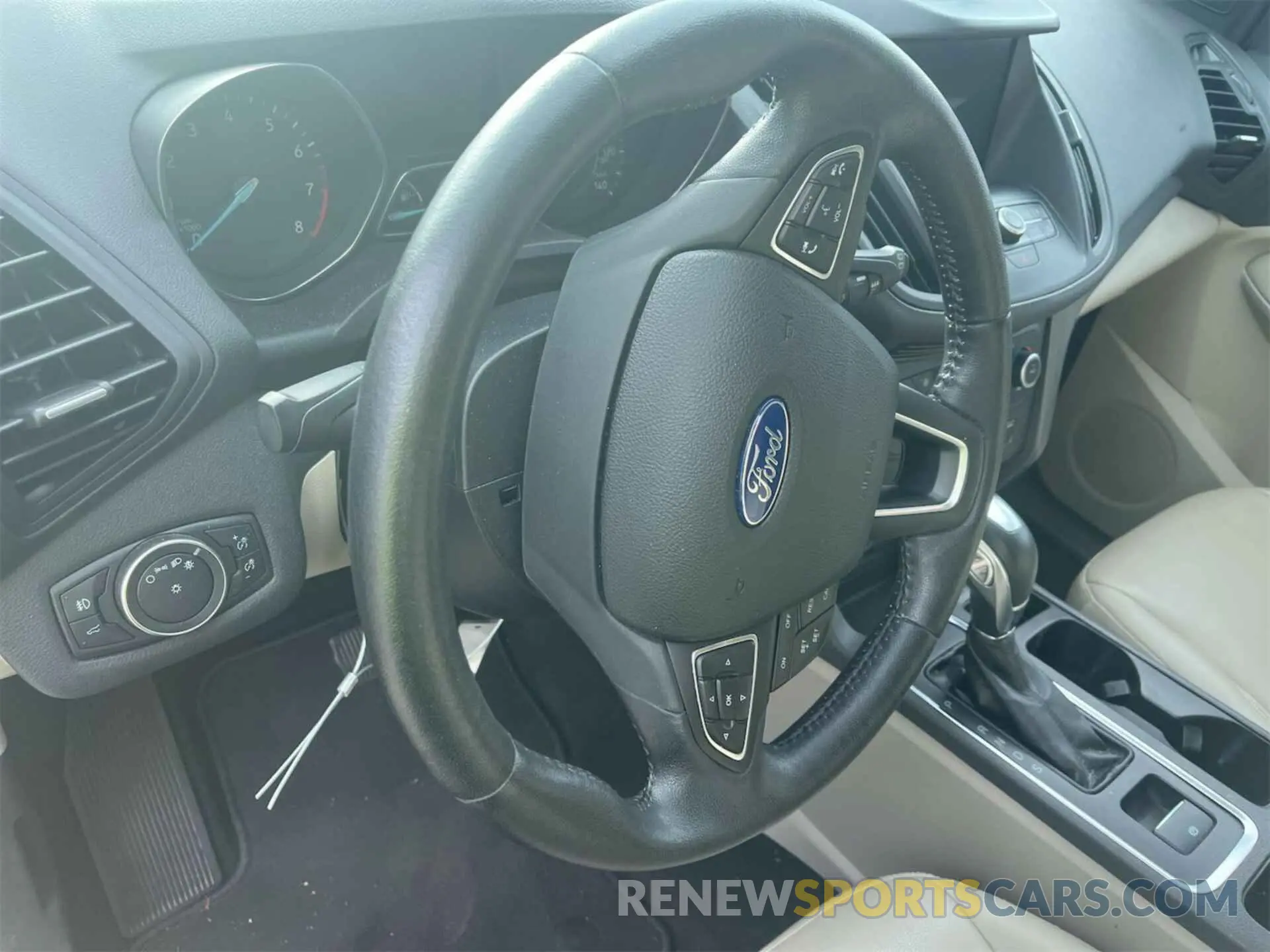 15 Photograph of a damaged car 1FMCU9HDXKUC07578 FORD ESCAPE 2019