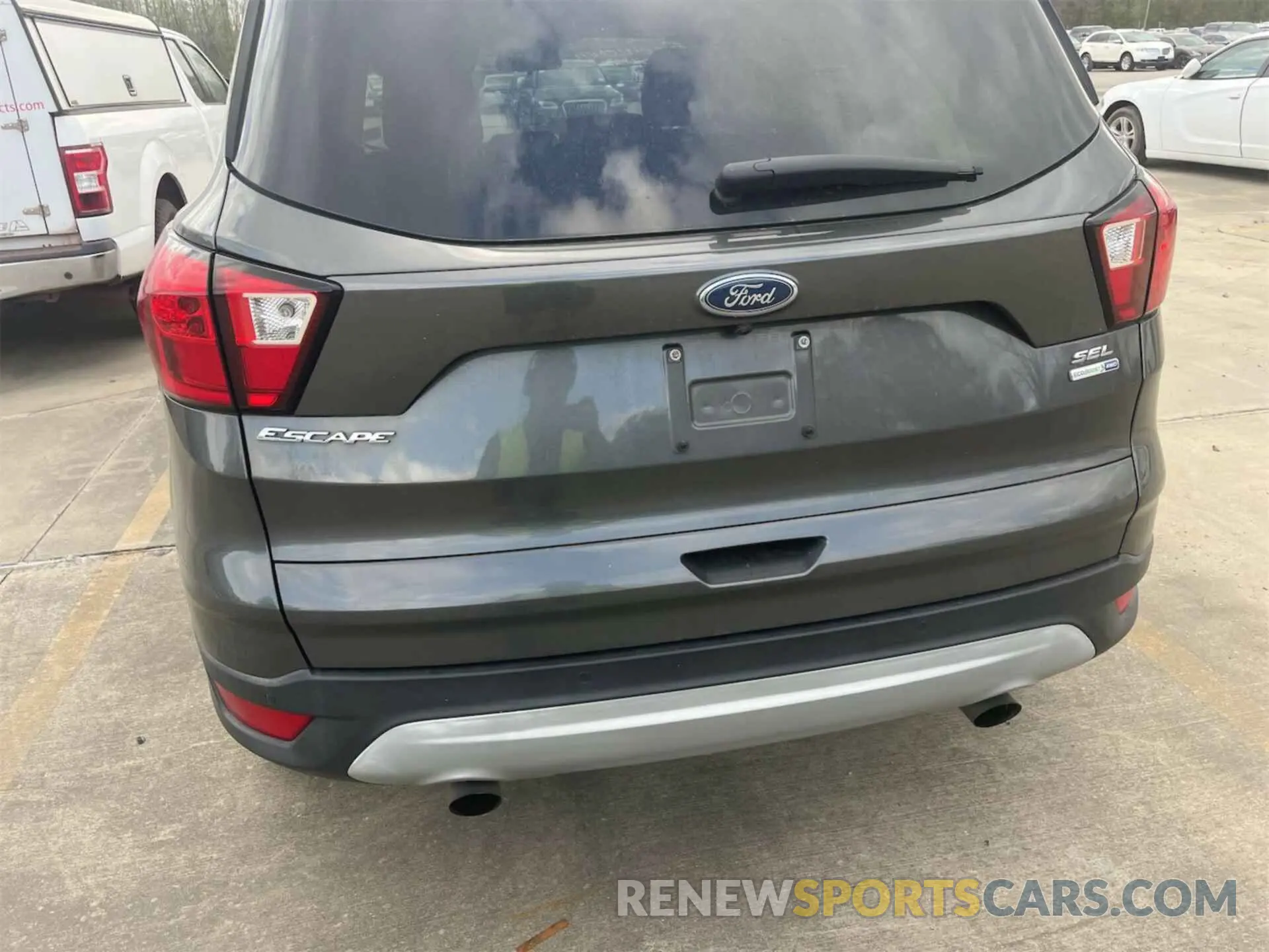 5 Photograph of a damaged car 1FMCU9HDXKUC07578 FORD ESCAPE 2019