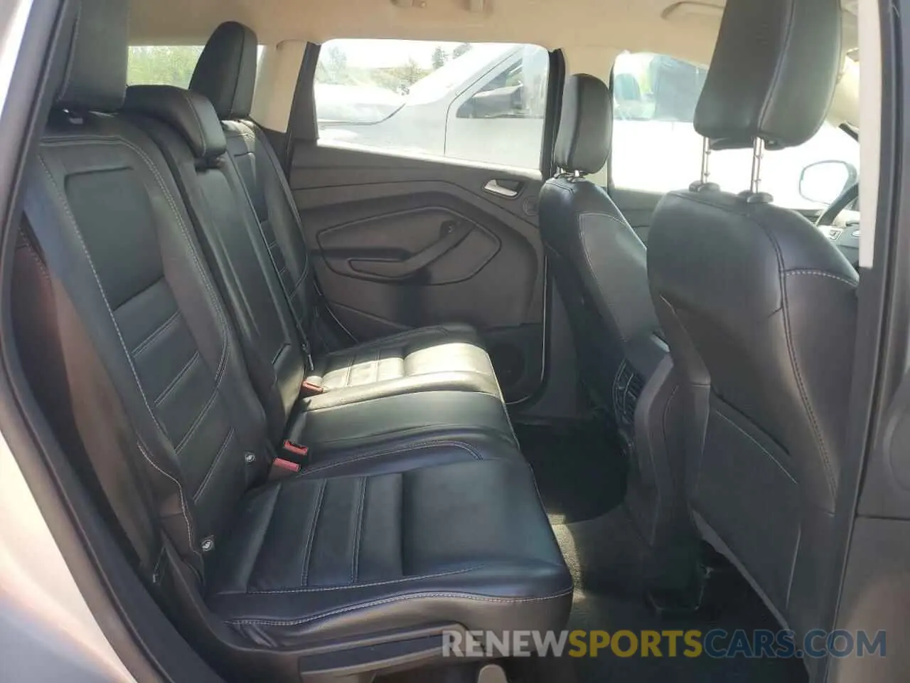 11 Photograph of a damaged car 1FMCU9J90KUB85595 FORD ESCAPE 2019