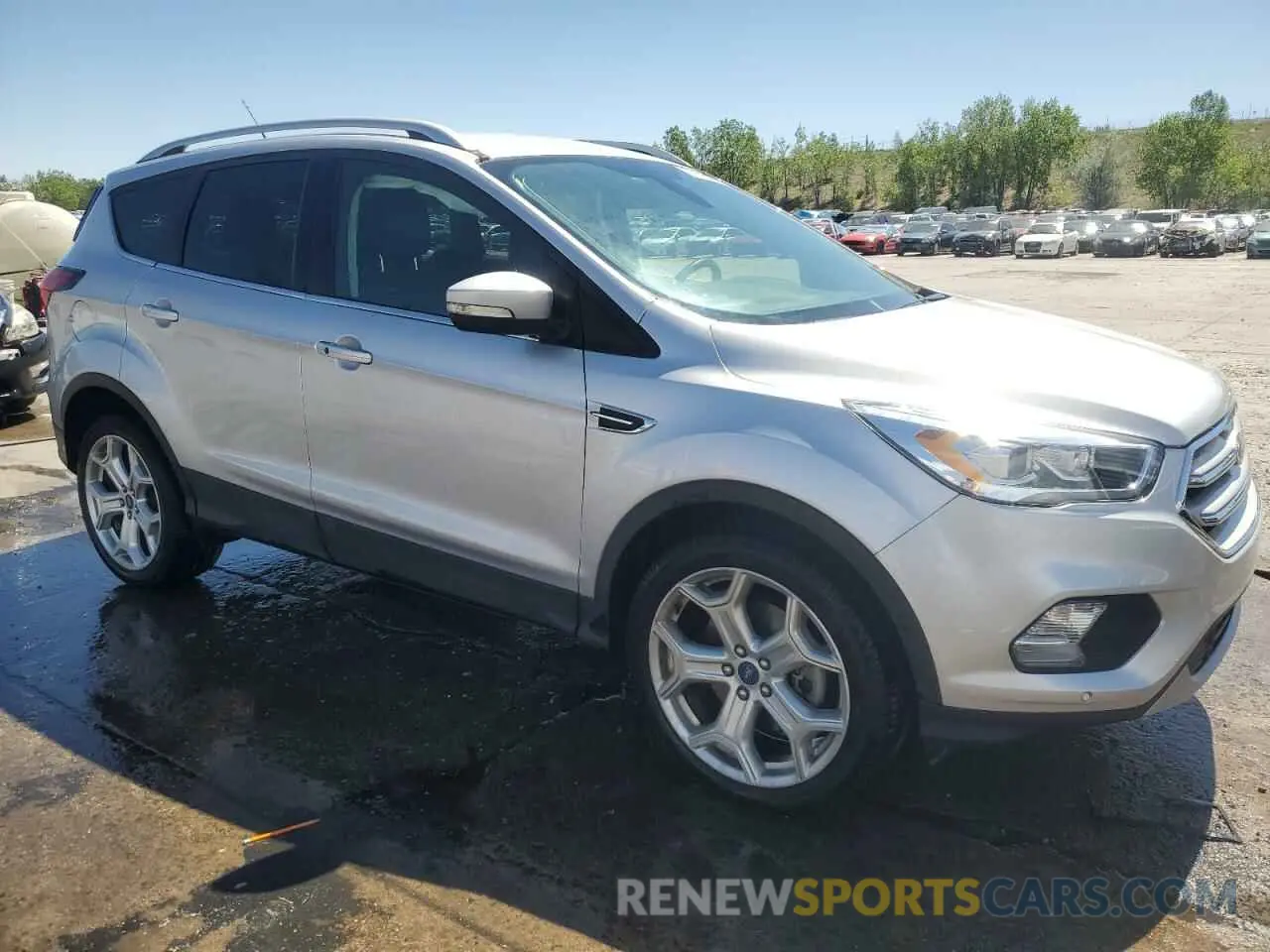 4 Photograph of a damaged car 1FMCU9J90KUB85595 FORD ESCAPE 2019