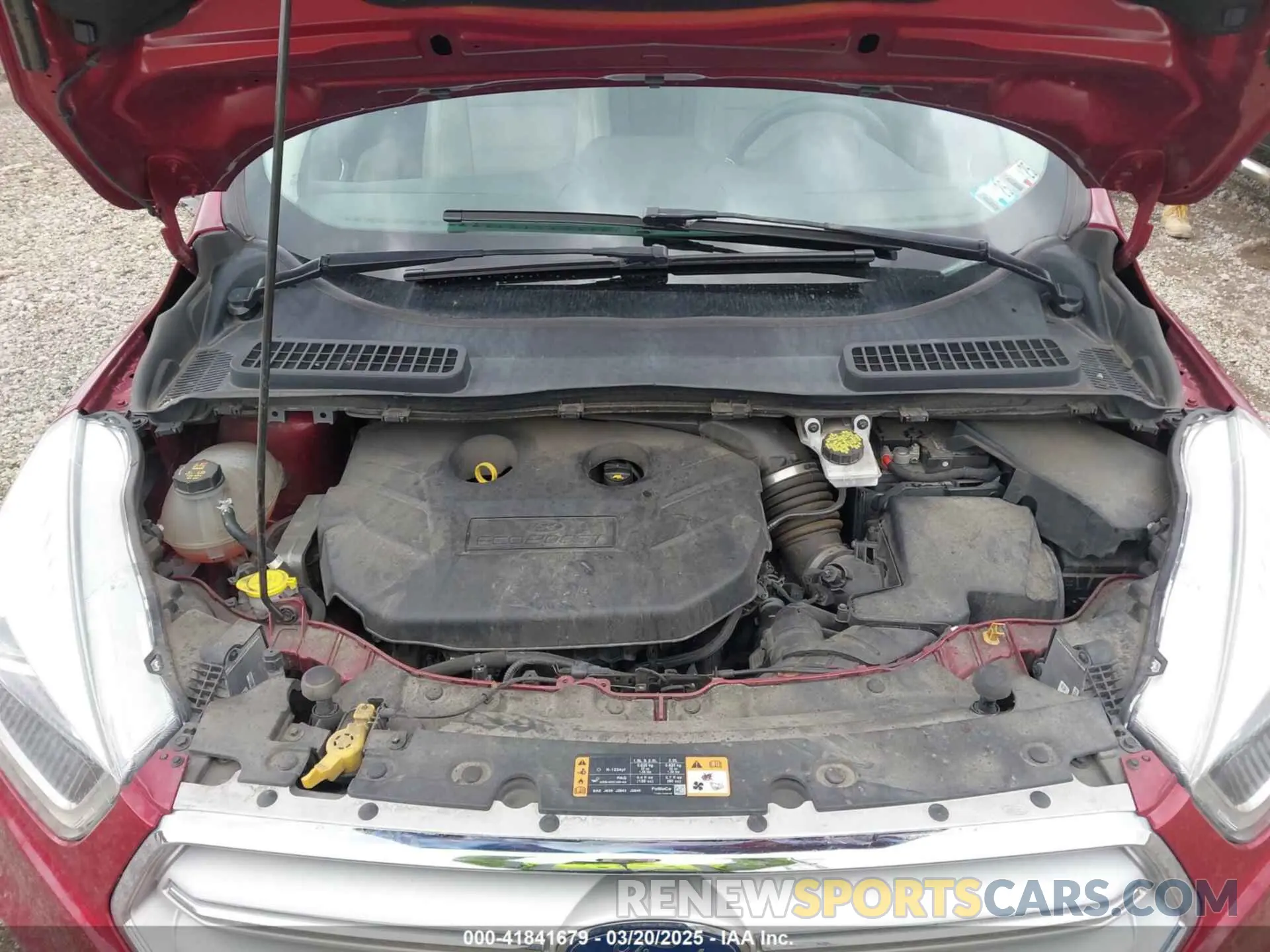 10 Photograph of a damaged car 1FMCU9J90KUC33371 FORD ESCAPE 2019