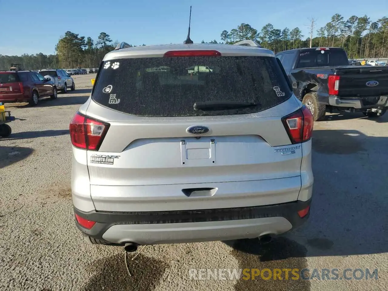 6 Photograph of a damaged car 1FMCU9J91KUA43434 FORD ESCAPE 2019