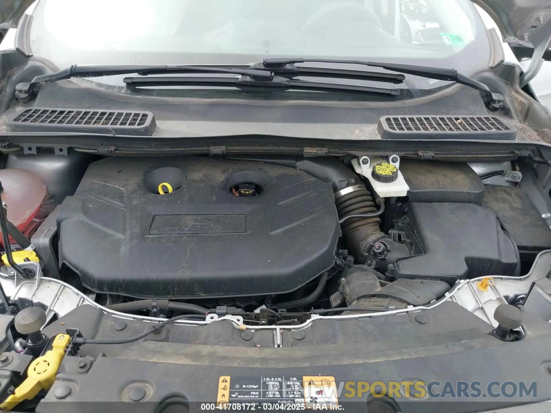 10 Photograph of a damaged car 1FMCU9J91KUA91323 FORD ESCAPE 2019
