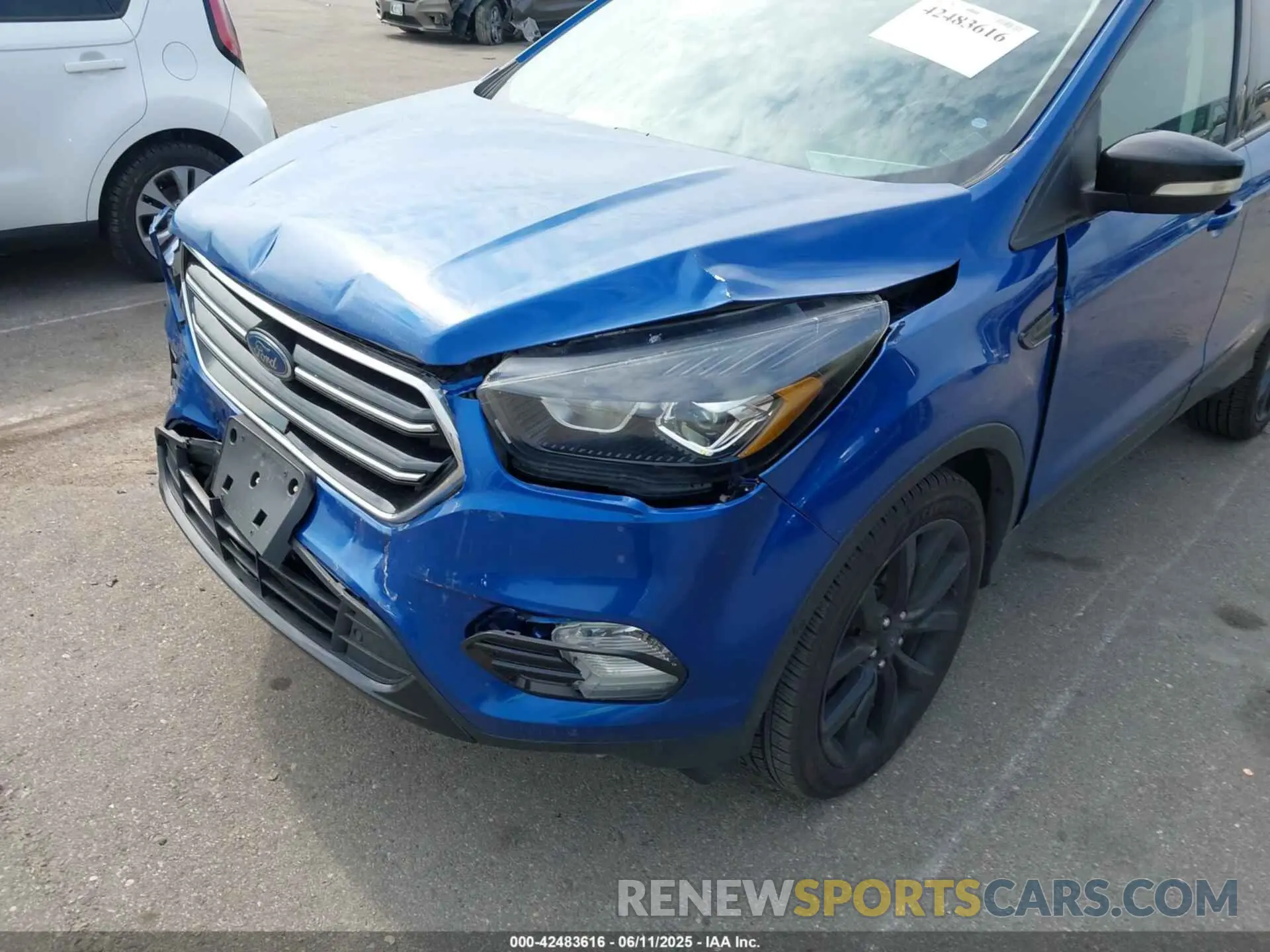 6 Photograph of a damaged car 1FMCU9J91KUB71303 FORD ESCAPE 2019