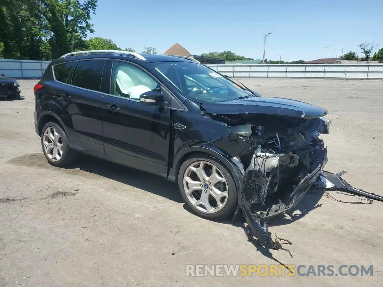 4 Photograph of a damaged car 1FMCU9J91KUC57176 FORD ESCAPE 2019