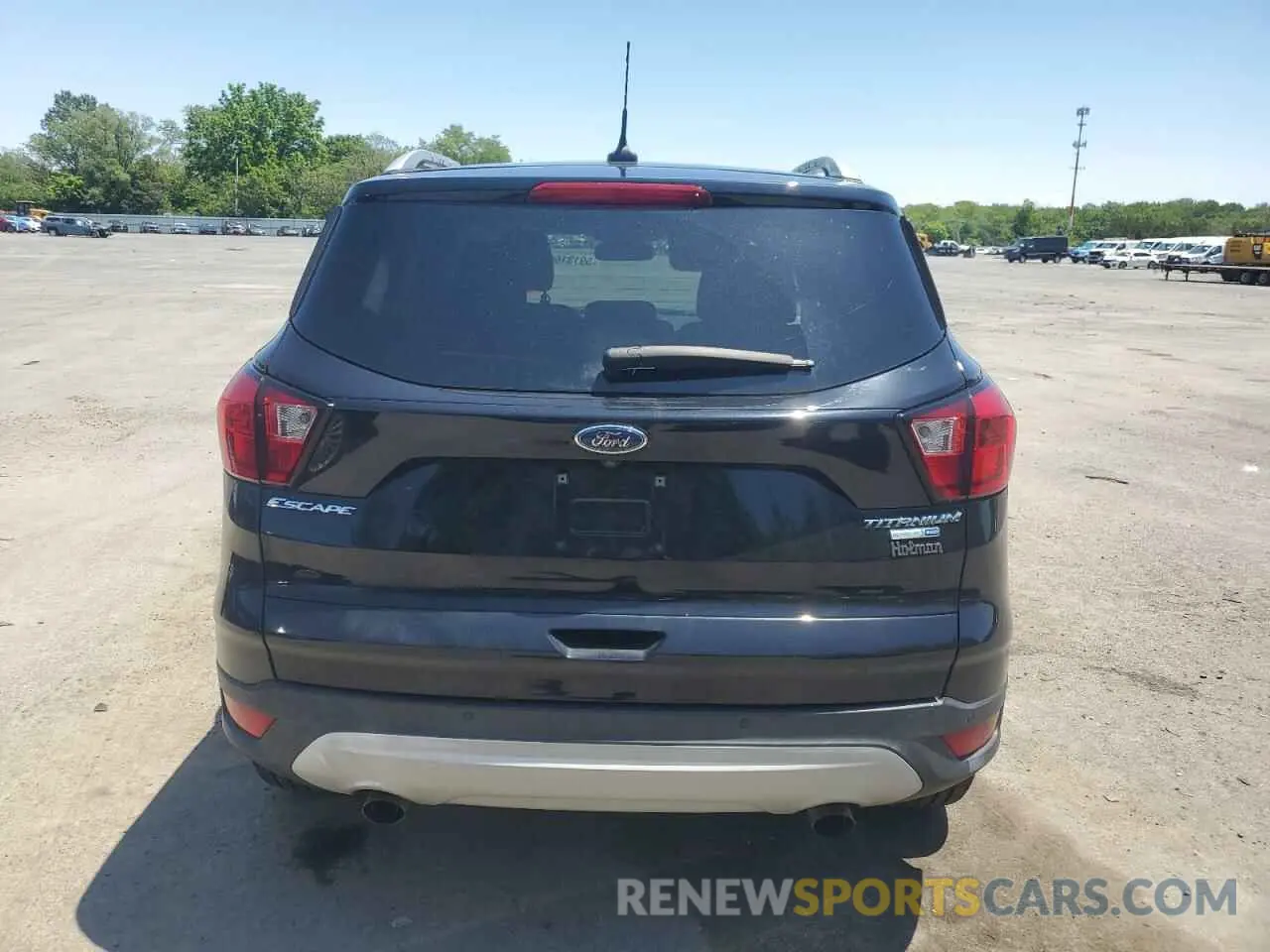 6 Photograph of a damaged car 1FMCU9J91KUC57176 FORD ESCAPE 2019