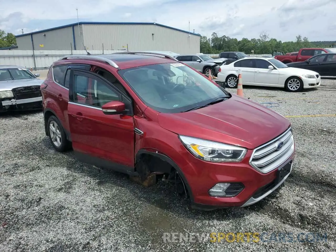 4 Photograph of a damaged car 1FMCU9J92KUA43846 FORD ESCAPE 2019