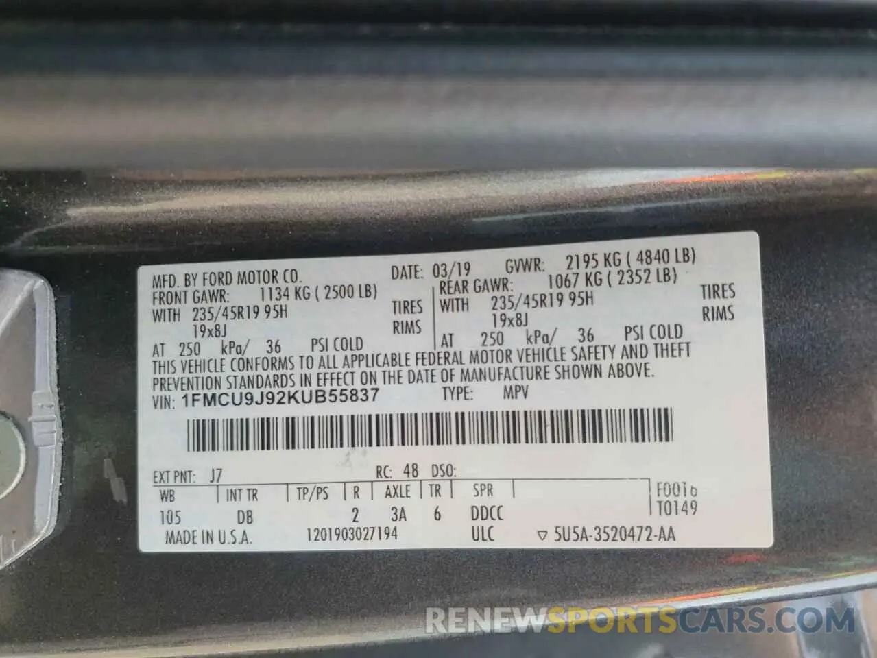 13 Photograph of a damaged car 1FMCU9J92KUB55837 FORD ESCAPE 2019