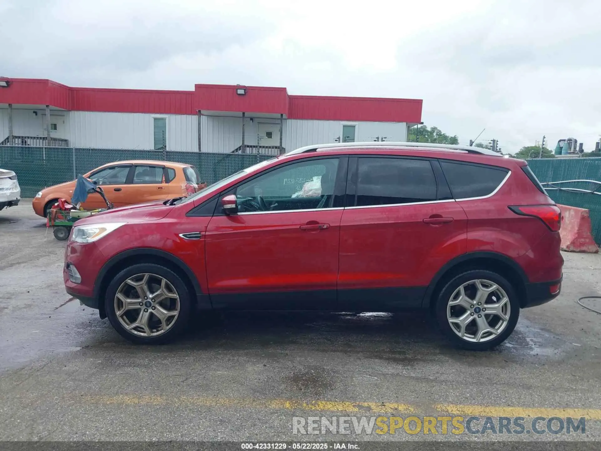 14 Photograph of a damaged car 1FMCU9J93KUC21330 FORD ESCAPE 2019