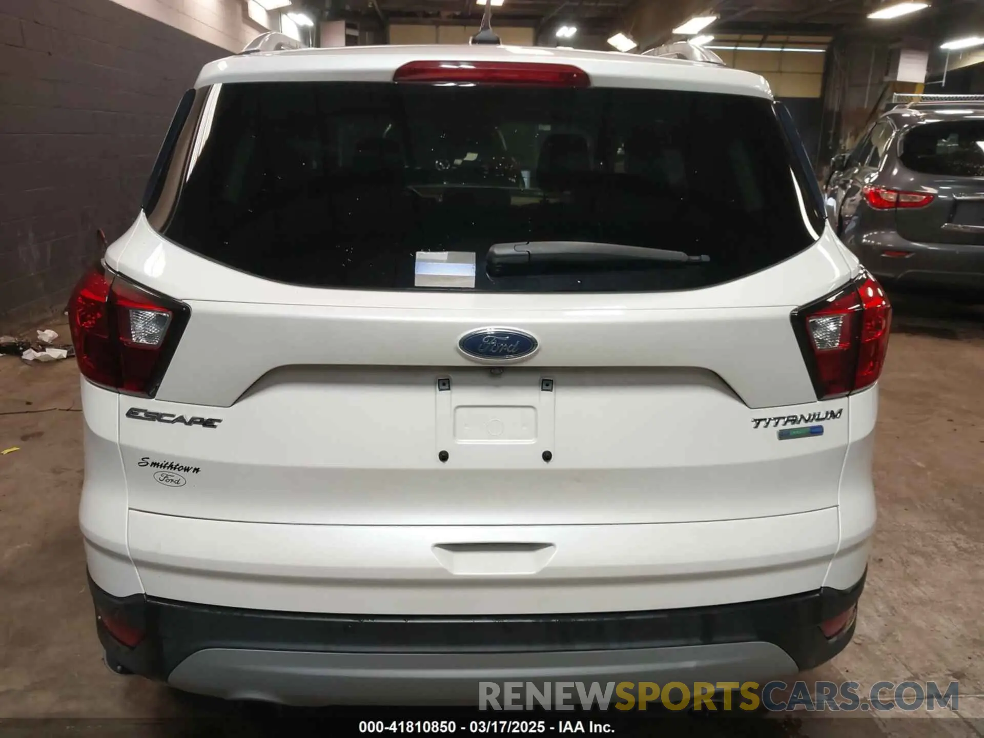 16 Photograph of a damaged car 1FMCU9J94KUA28247 FORD ESCAPE 2019