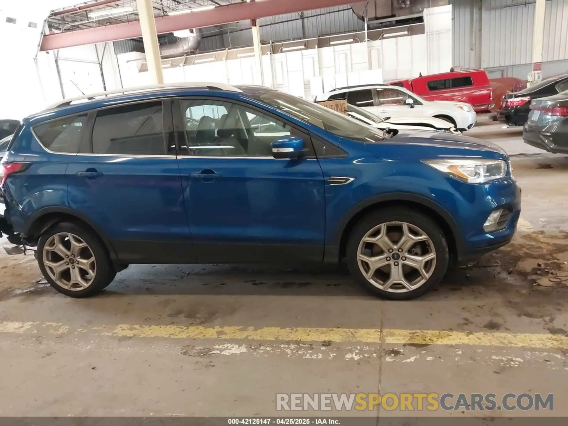 13 Photograph of a damaged car 1FMCU9J94KUA55562 FORD ESCAPE 2019