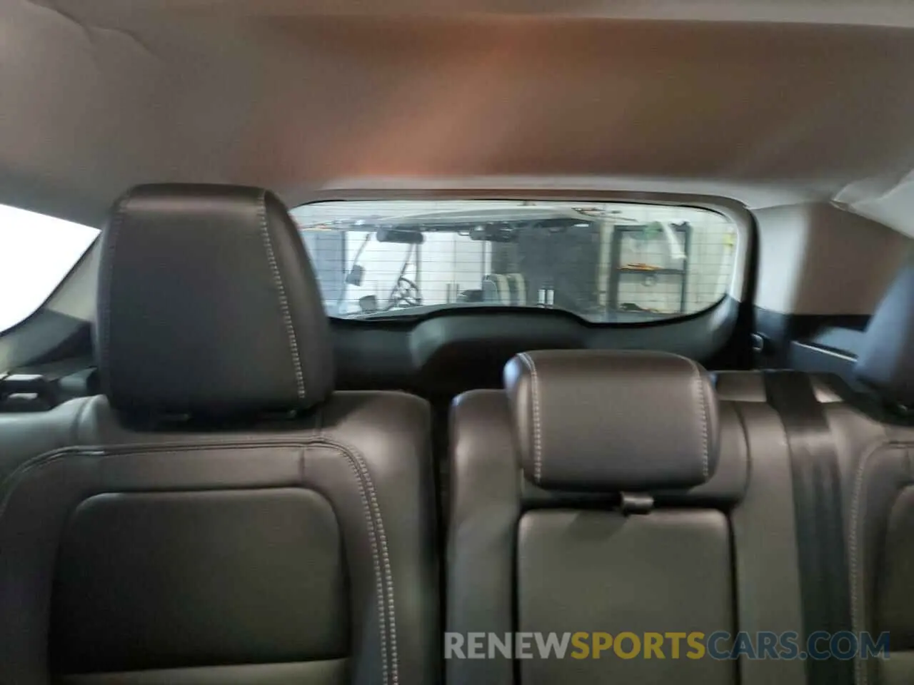 10 Photograph of a damaged car 1FMCU9J94KUB18112 FORD ESCAPE 2019
