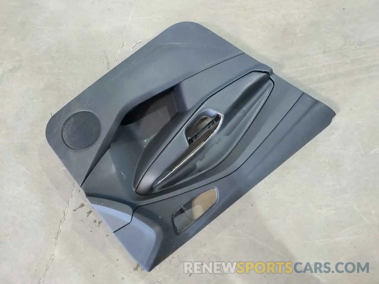 13 Photograph of a damaged car 1FMCU9J94KUB18112 FORD ESCAPE 2019