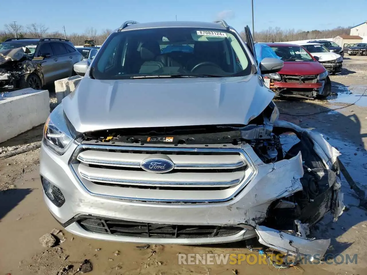 5 Photograph of a damaged car 1FMCU9J94KUC23524 FORD ESCAPE 2019