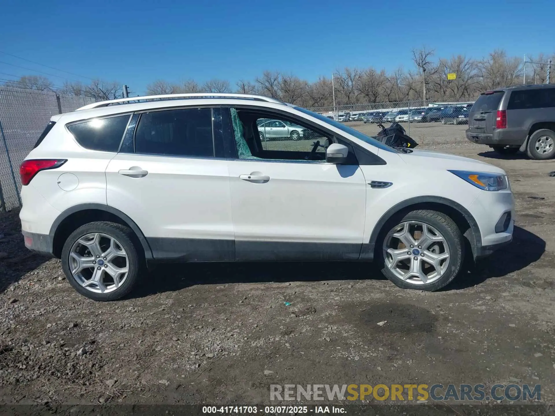 13 Photograph of a damaged car 1FMCU9J94KUC29694 FORD ESCAPE 2019
