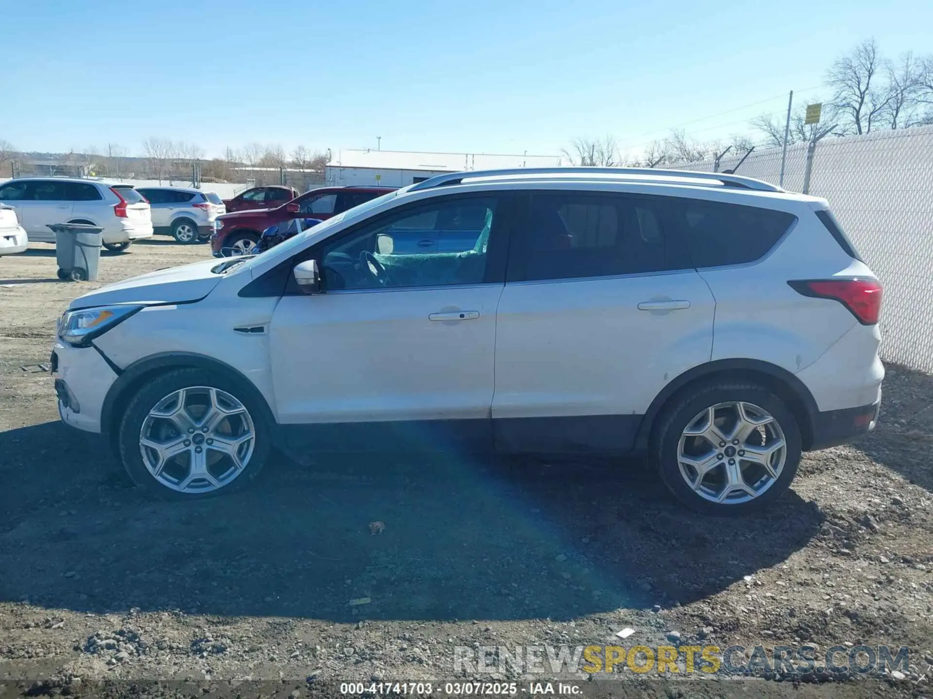 14 Photograph of a damaged car 1FMCU9J94KUC29694 FORD ESCAPE 2019