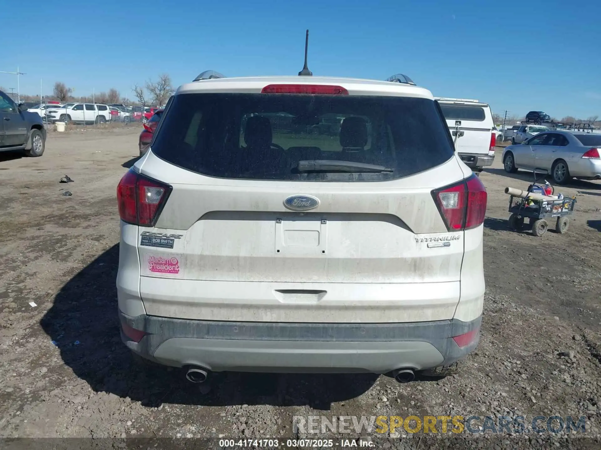 16 Photograph of a damaged car 1FMCU9J94KUC29694 FORD ESCAPE 2019