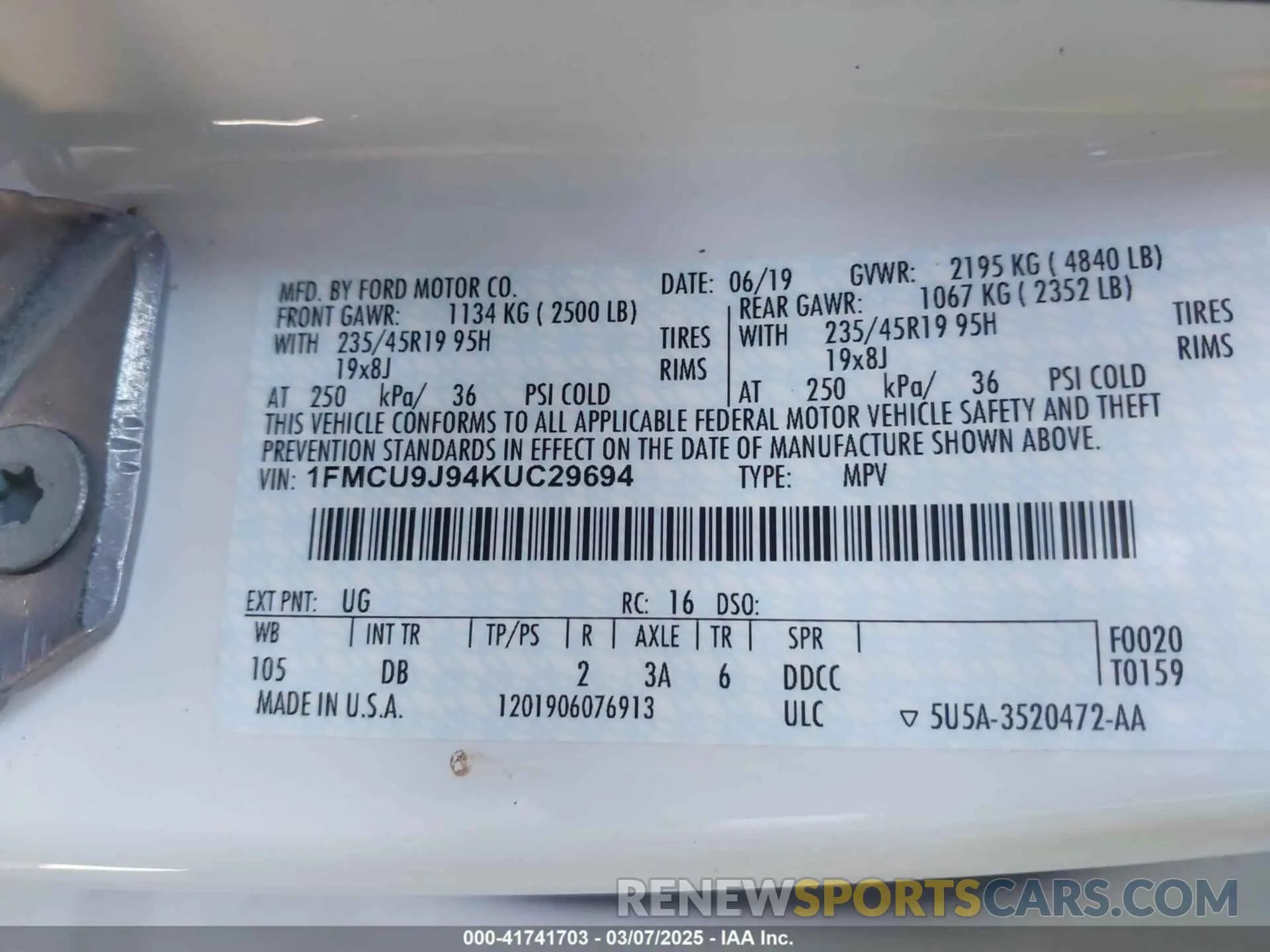 9 Photograph of a damaged car 1FMCU9J94KUC29694 FORD ESCAPE 2019
