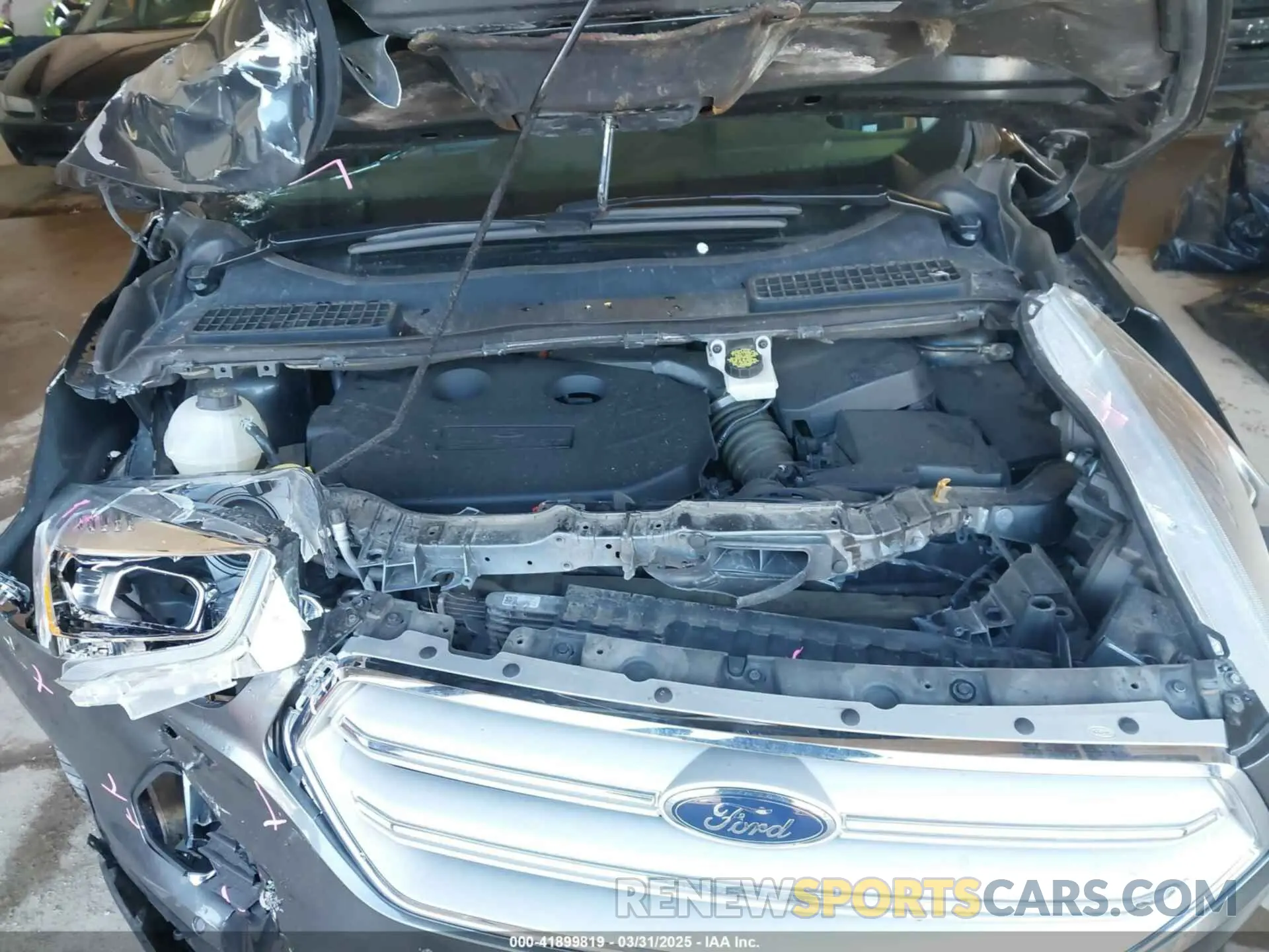 10 Photograph of a damaged car 1FMCU9J95KUA19816 FORD ESCAPE 2019