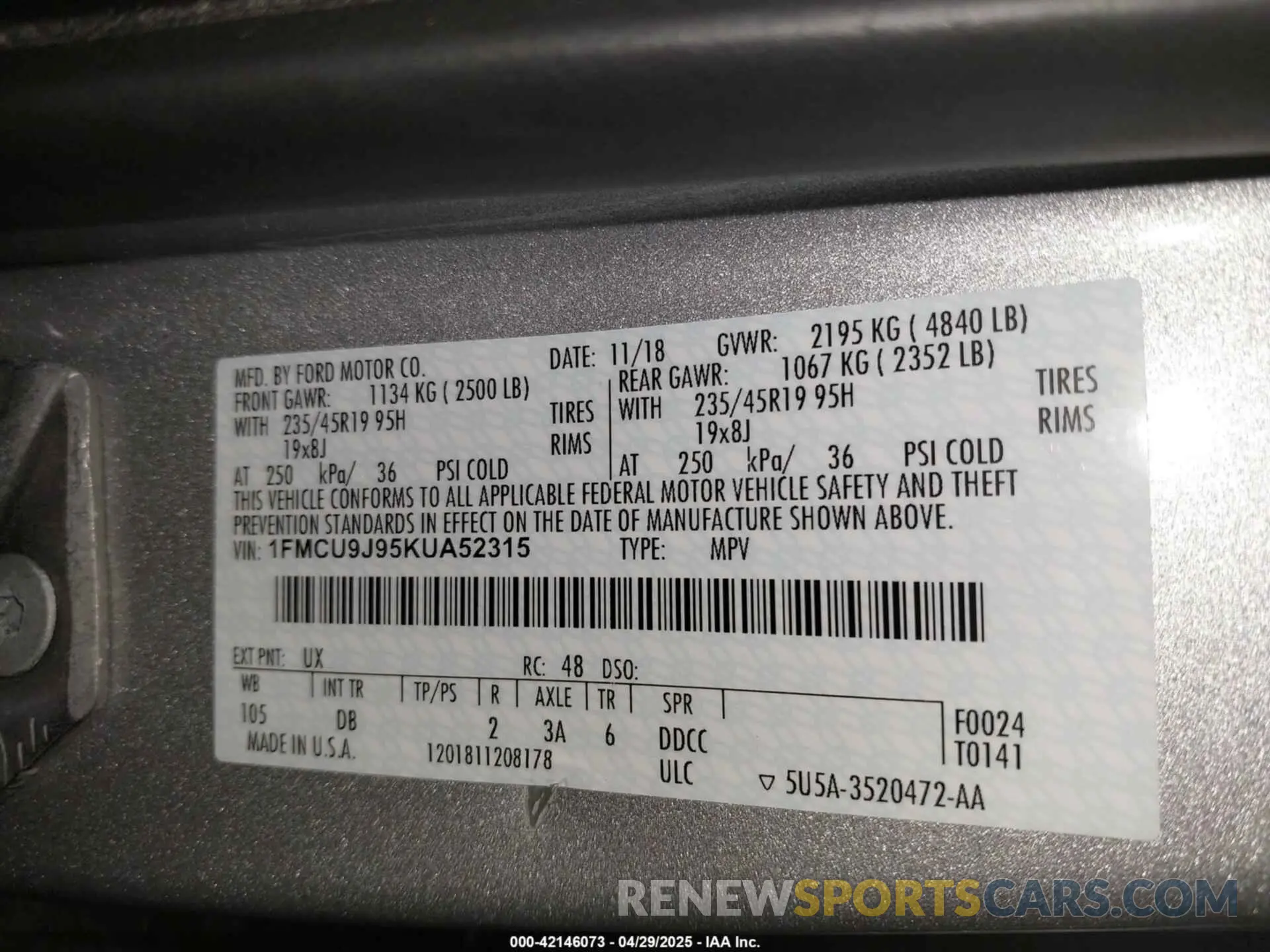 9 Photograph of a damaged car 1FMCU9J95KUA52315 FORD ESCAPE 2019