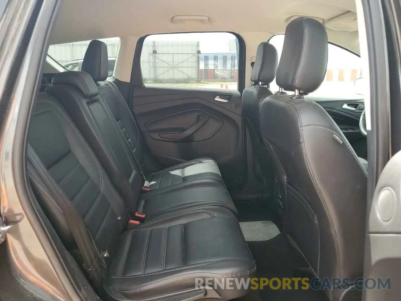 11 Photograph of a damaged car 1FMCU9J95KUC03931 FORD ESCAPE 2019