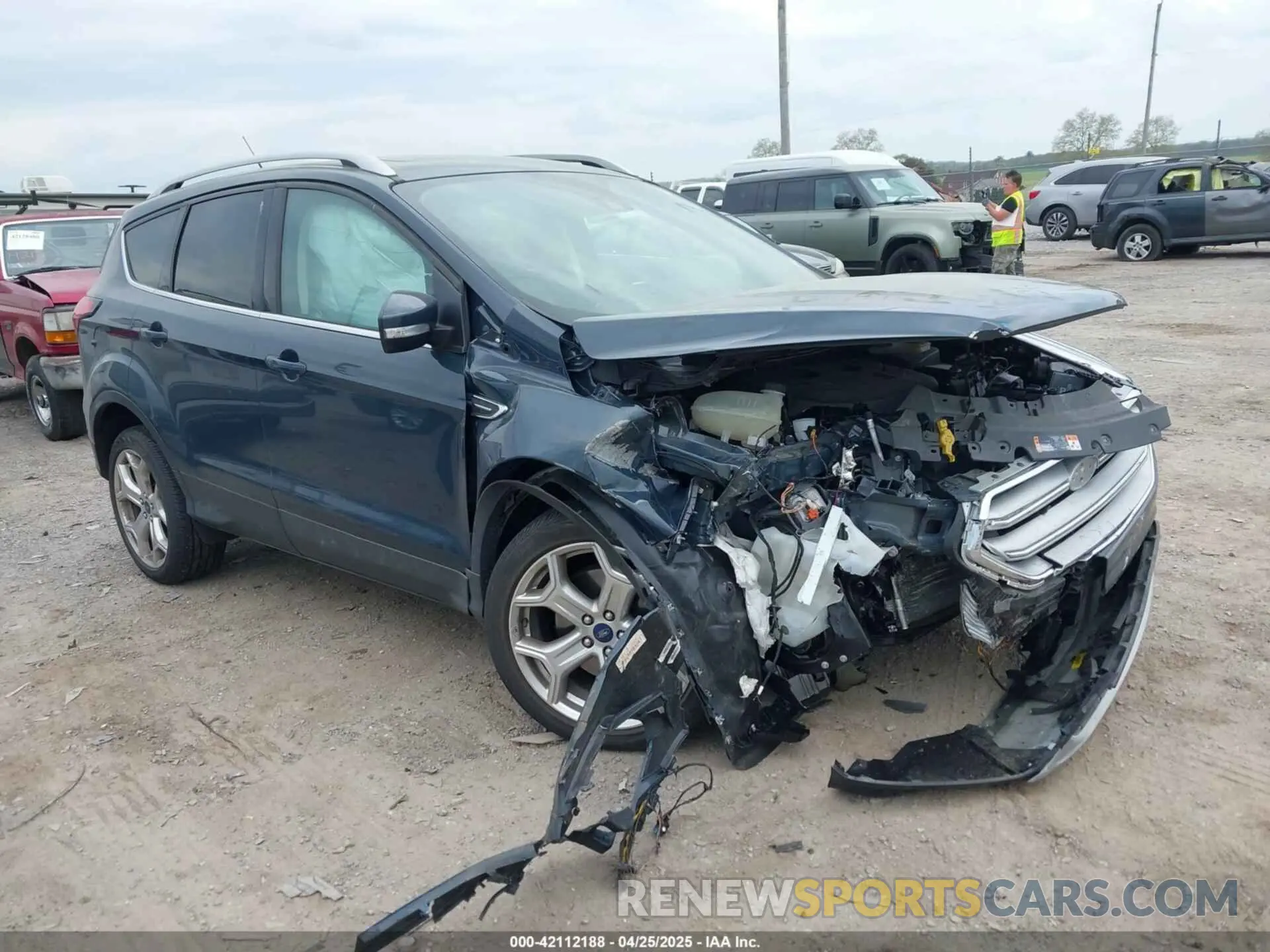 1 Photograph of a damaged car 1FMCU9J95KUC19062 FORD ESCAPE 2019